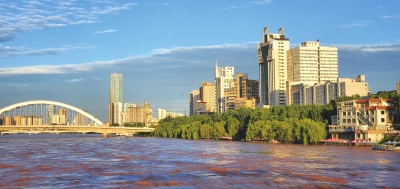 護好黃河水 保衛(wèi)蘭州藍(lán) 再造金城綠——蘭州市加強黃河流域生態(tài)保護、推進高質(zhì)量發(fā)展綜述