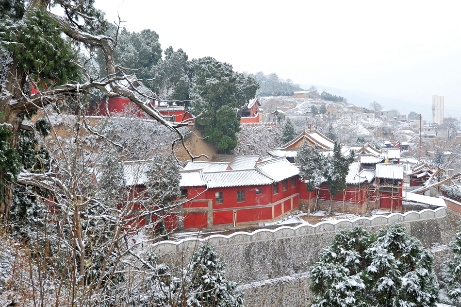 雪后的天水玉泉觀，仿佛回到了古秦州
