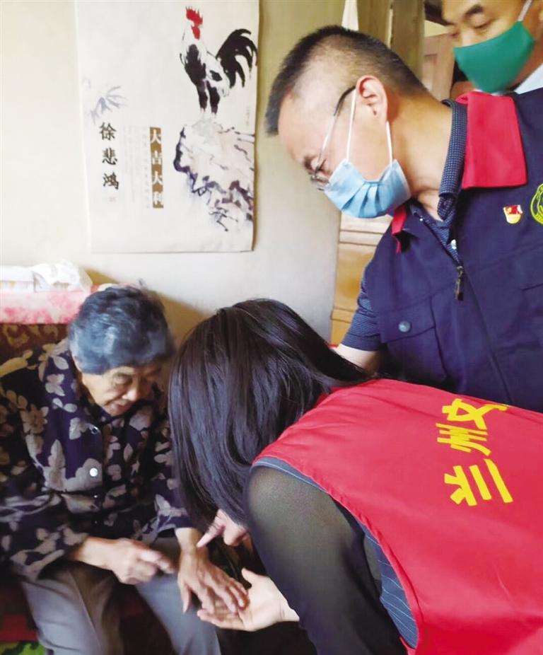 在公益志愿服務(wù)中踐行初心使命——記中國好人、城關(guān)區(qū)一方公益慈善協(xié)會黨支部書記高平