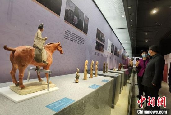 圖為展覽現(xiàn)場?！●T志軍 攝
