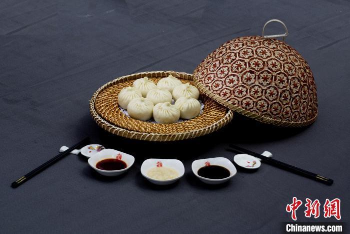 圖為甘肅臨夏回族自治州美味——河州包子。(資料圖) 臨夏州委宣傳部供圖