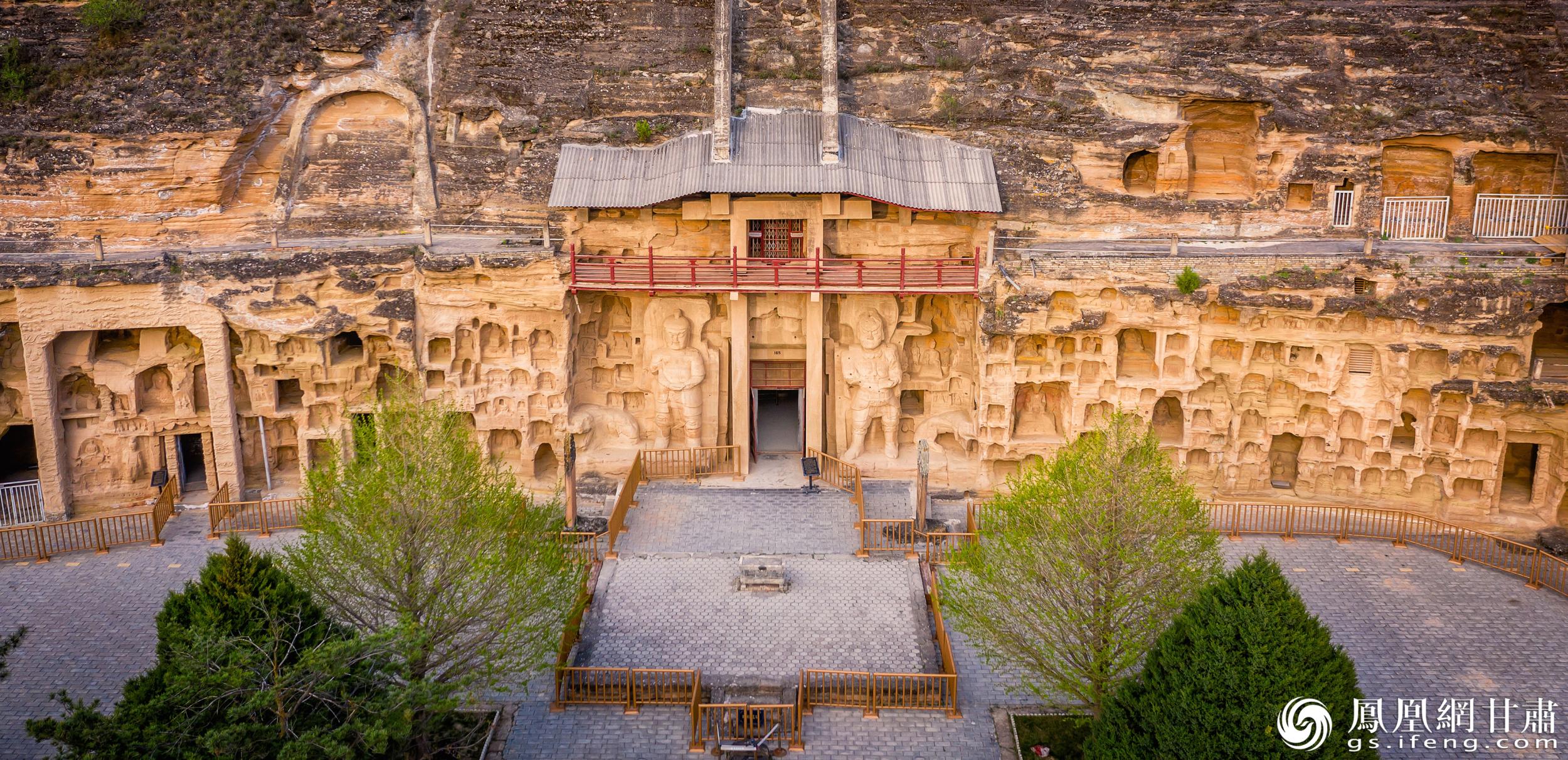 北石窟寺始建于北魏，經(jīng)多個朝代增修形成密集窟龕。北石窟寺文物保護研究所供圖